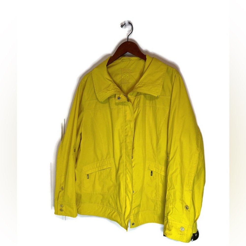 Jacket Marigold yellow, silver details,size 20, long & short sleeve convertible.